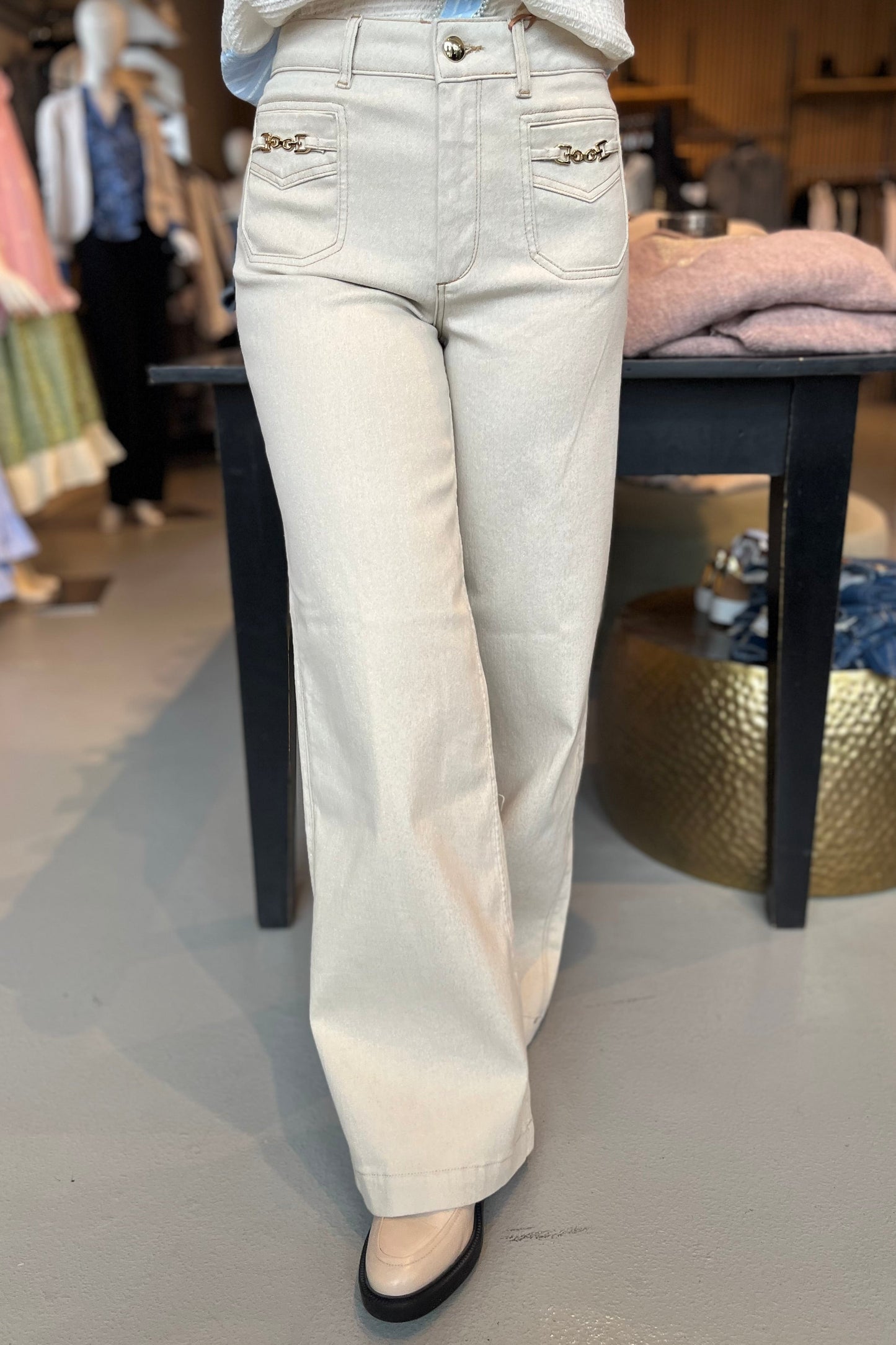 Colette Shimmer Pant | Summer Sand | Bukser fra Mos Mosh