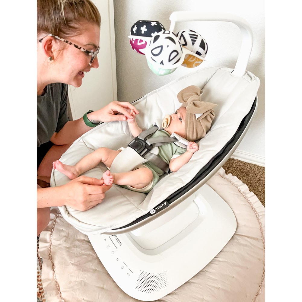 4Moms MamaRoo 5.0 Multi-Motion Baby Swing