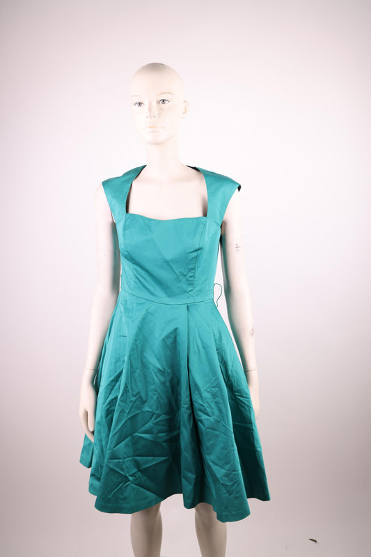 Access green mid length dress